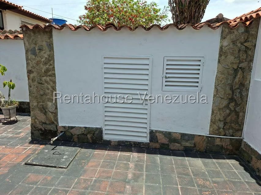 Casa (Multipes Niveles) en Venta en La Rosaleda, Miranda - 73