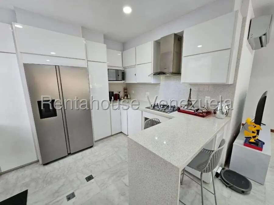 Apartamento en Venta en Lomas de Las Mercedes Caracas - 6