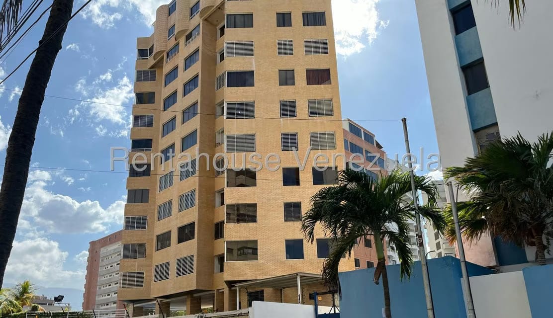 Apartamento (Penthouse) en Venta en Playa Grande, Vargas