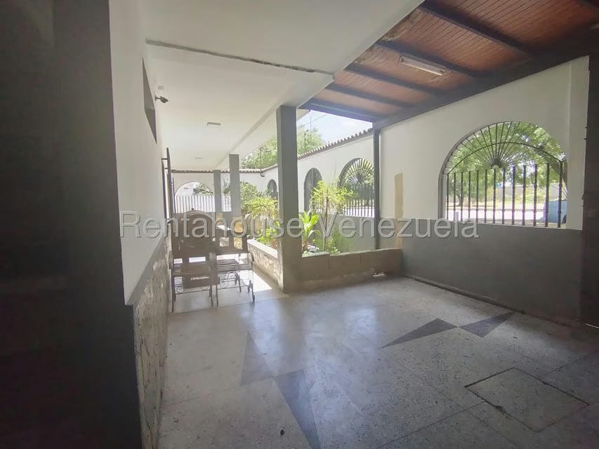 Casa (Duplex) en Venta en Zona Oeste, Lara - 12