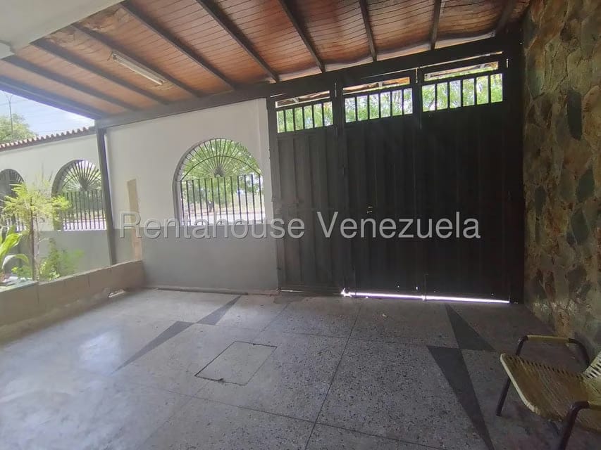 Casa (Duplex) en Venta en Zona Oeste, Lara - 13
