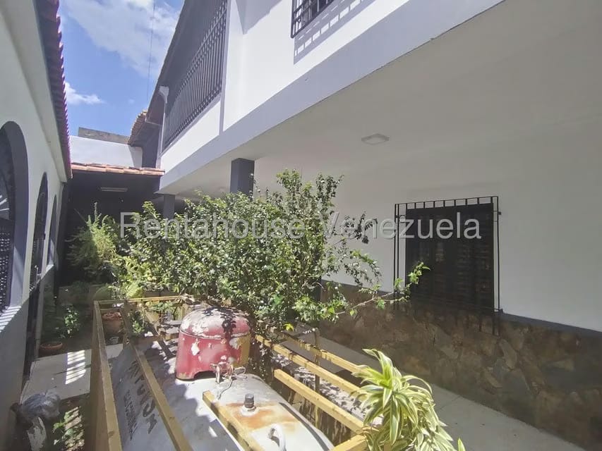 Casa (Duplex) en Venta en Zona Oeste, Lara - 15