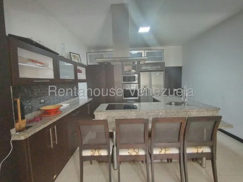 Casa (Duplex) en Venta en Zona Oeste, Lara - 33