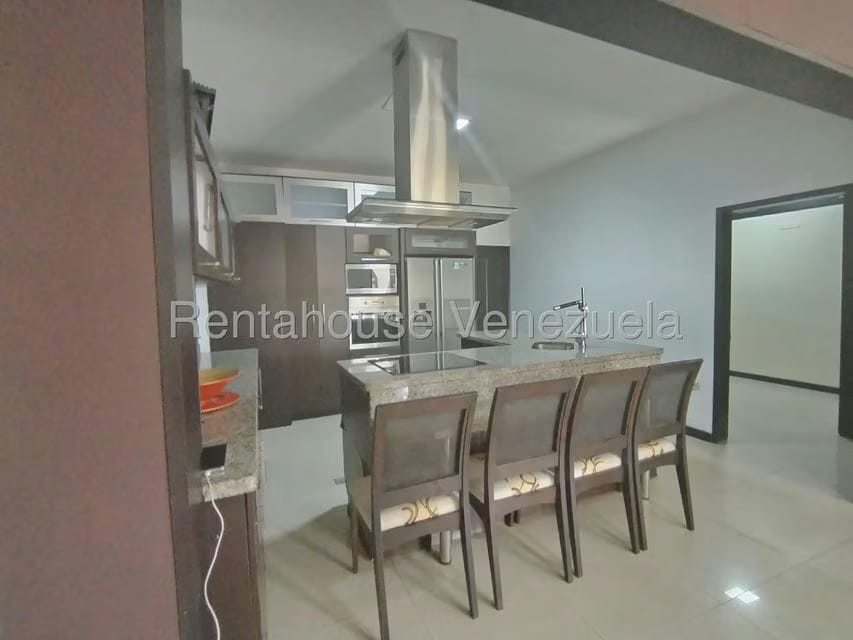 Casa (Duplex) en Venta en Zona Oeste, Lara - 34