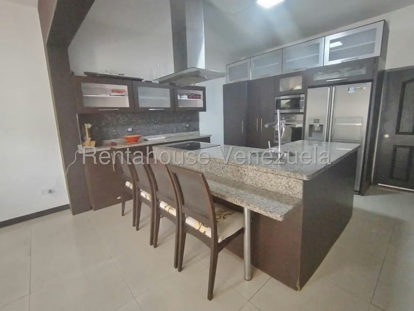 Casa (Duplex) en Venta en Zona Oeste, Lara - 35