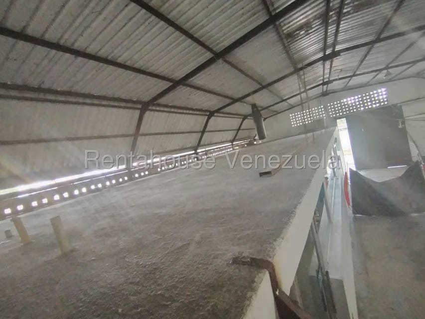 Casa (Duplex) en Venta en Zona Oeste, Lara - 60