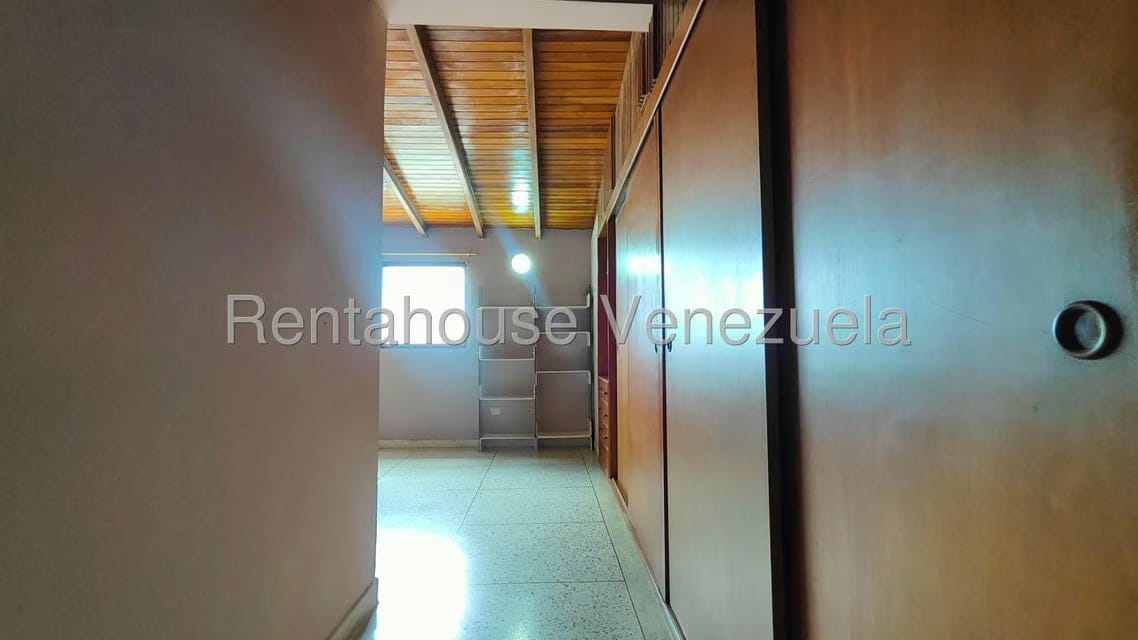 Apartamento (1 Nivel) en Alquiler en Santa Irene, Falcon - 15
