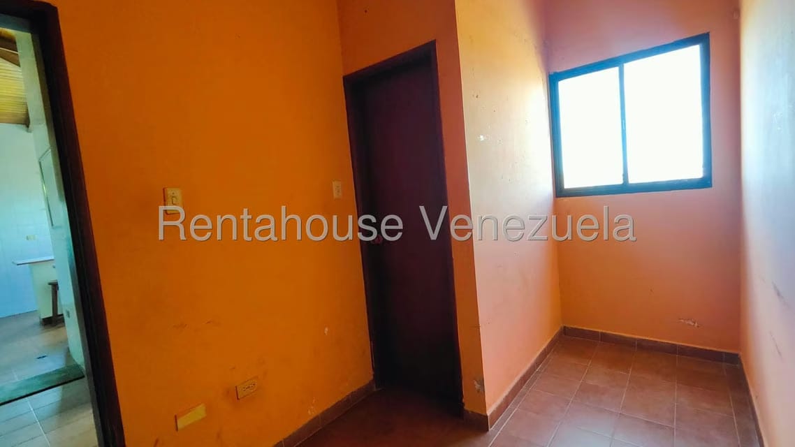 Apartamento (1 Nivel) en Alquiler en Santa Irene, Falcon - 24