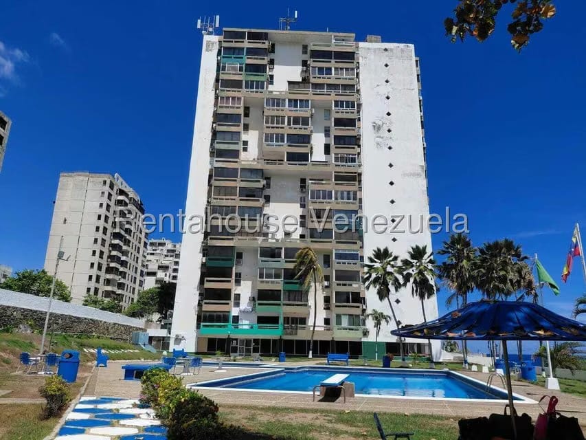 Apartamento (1 Nivel) en Venta en Macuto, Vargas