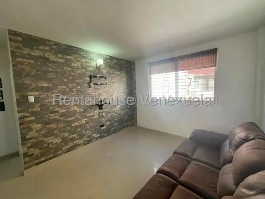 Apartamento en Alquiler en Santiago Mariño Turmero - 11
