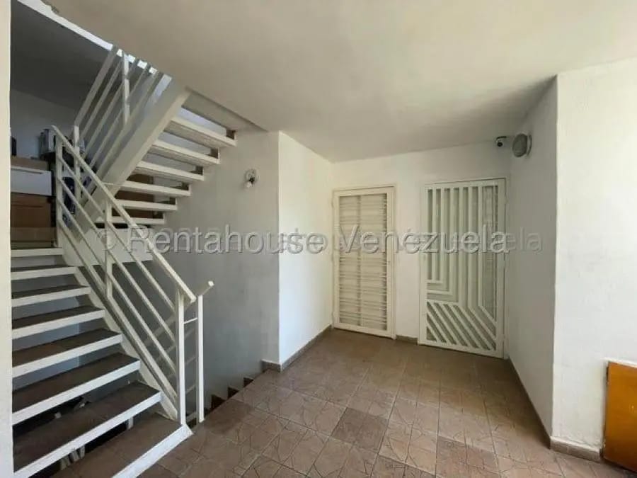 Apartamento en Alquiler en Santiago Mariño Turmero - 8