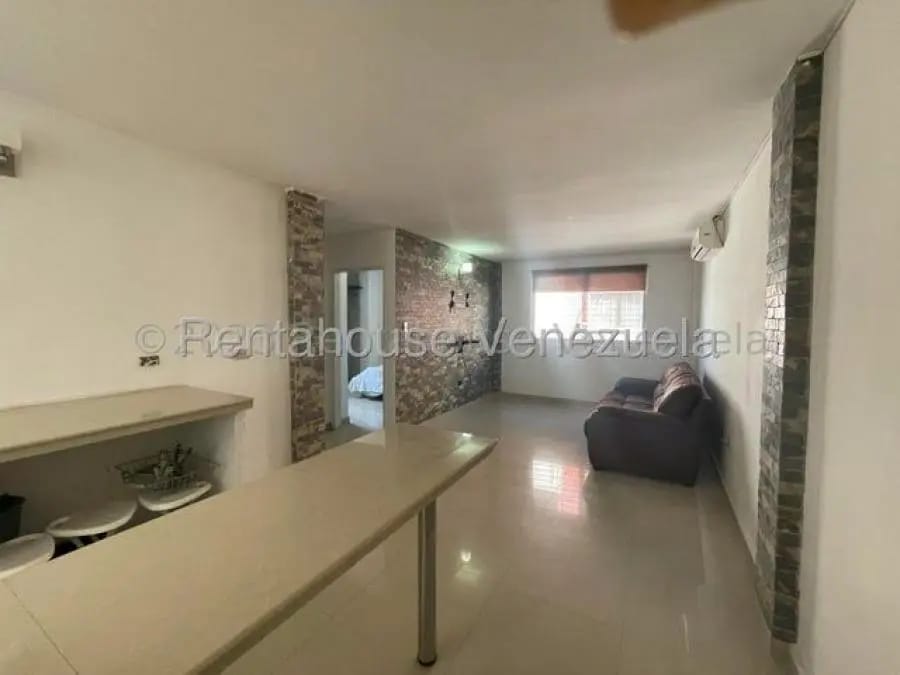 Apartamento en Alquiler en Santiago Mariño Turmero - 9