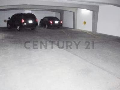 Century21 Orta Poleo ofrece en venta edificio ubicado en Maracay, estado Aragua. El Edificio cuen - 6