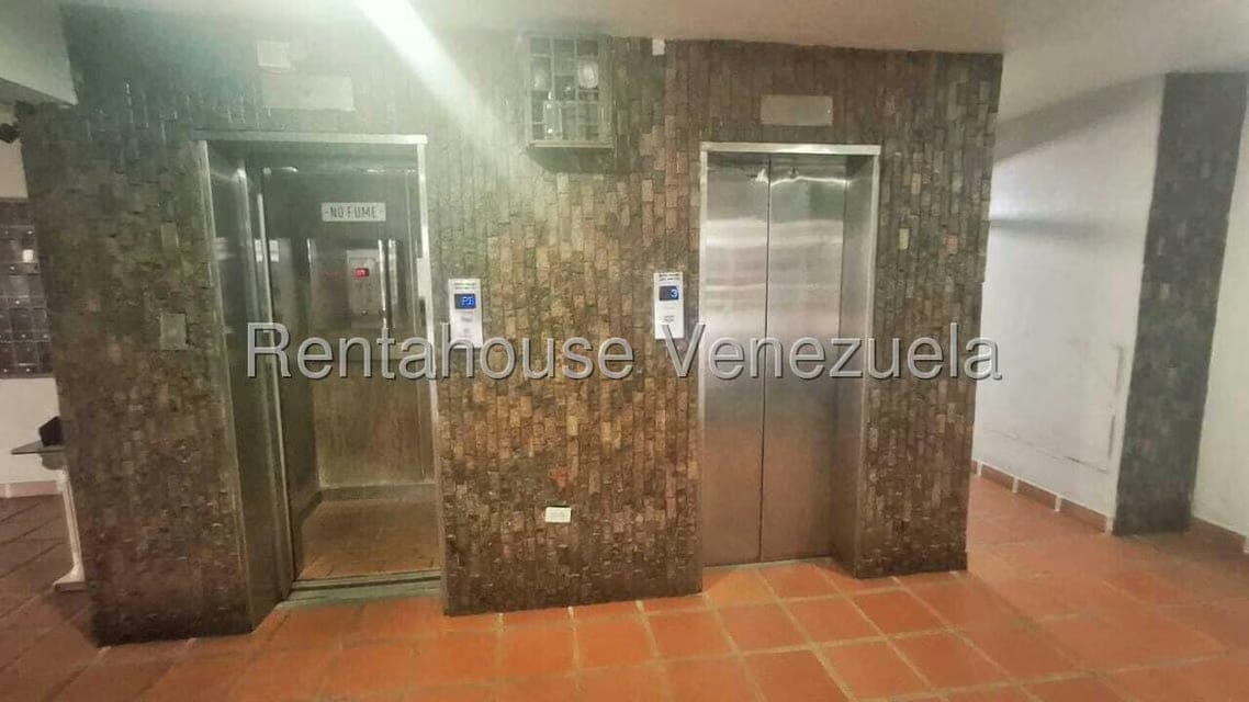 Apartamento (1 Nivel) en Alquiler en Centro, Lara - 18