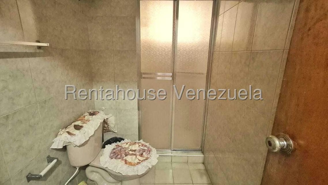 Apartamento (1 Nivel) en Alquiler en Centro, Lara - 6