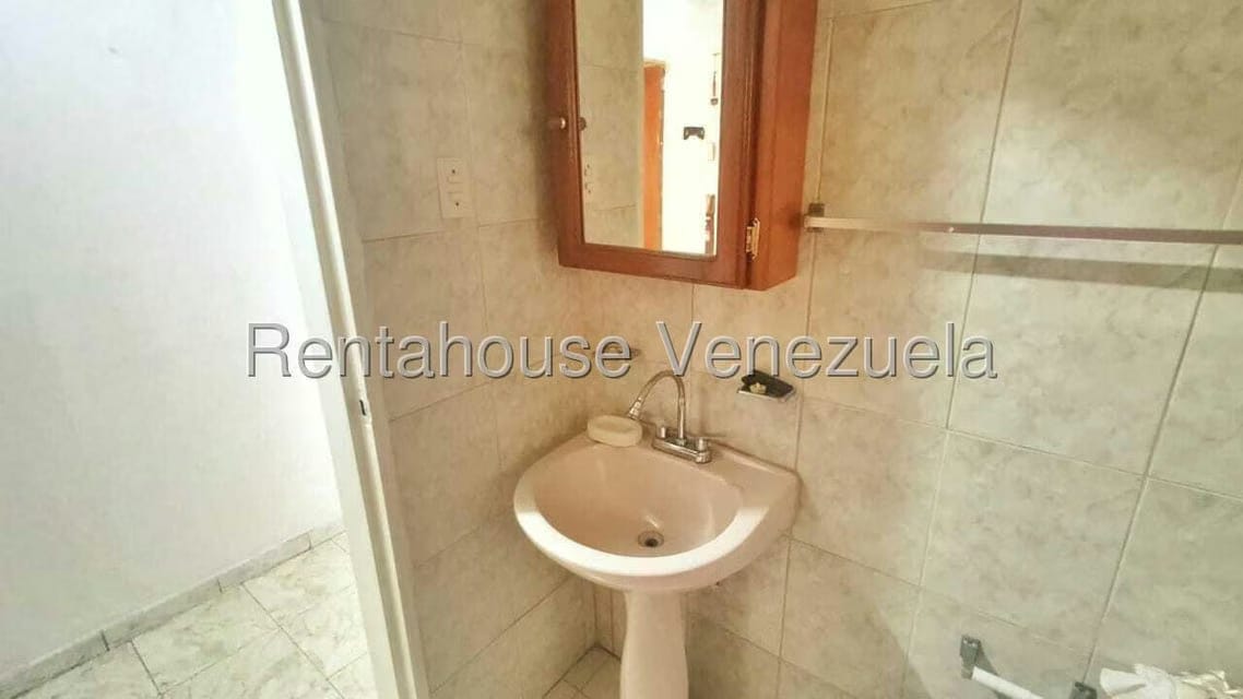 Apartamento (1 Nivel) en Alquiler en Centro, Lara - 7
