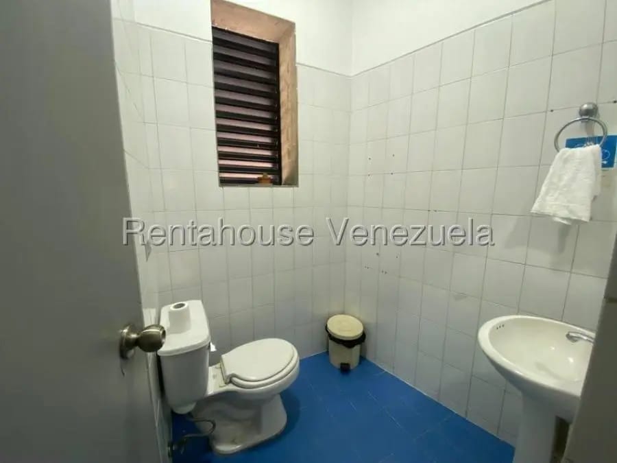 Oficina en Venta en Caracas - 12