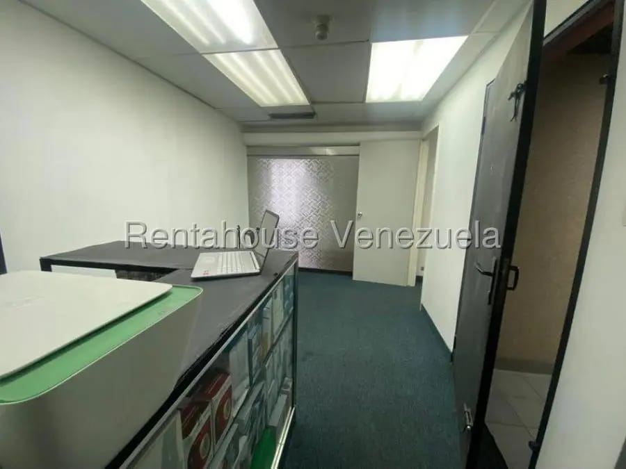 Oficina en Venta en Caracas - 14