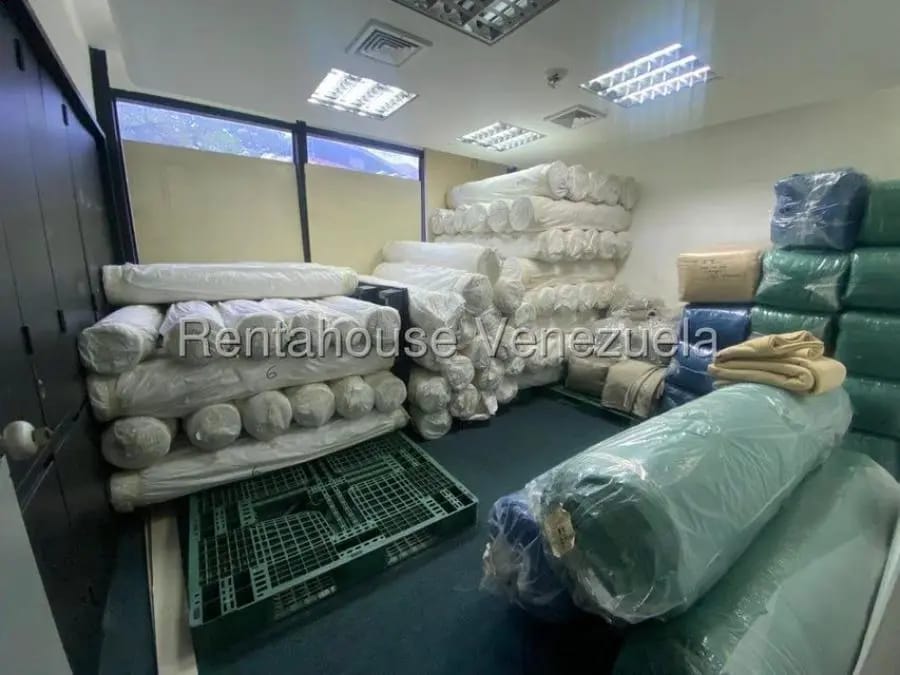 Oficina en Venta en Caracas - 16