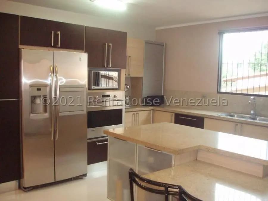 Casa en Venta en Urbanización Miranda Caracas - 2