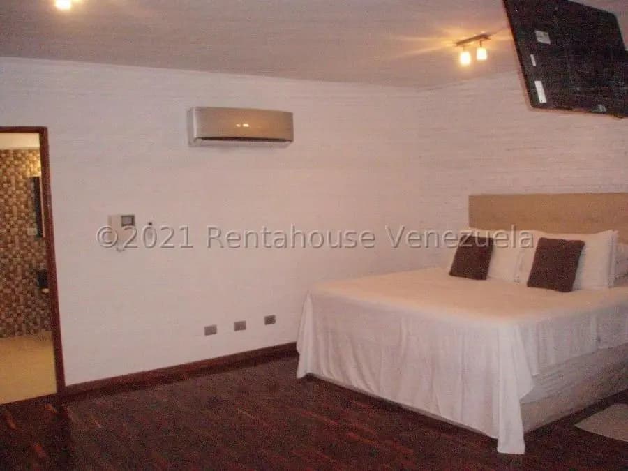 Casa en Venta en Urbanización Miranda Caracas - 11