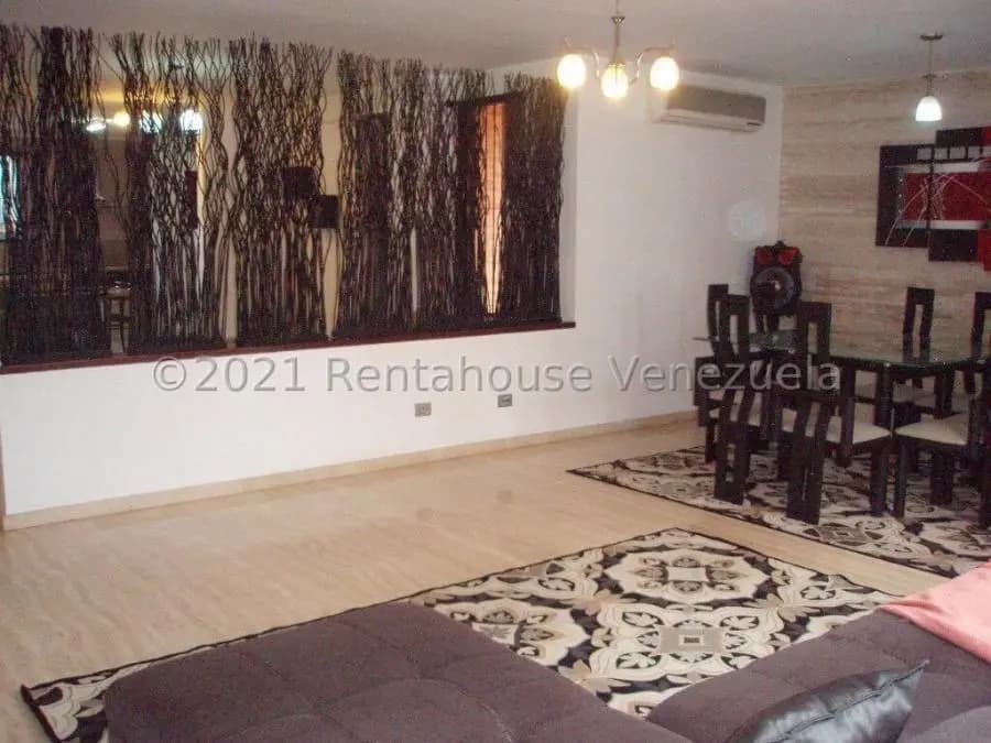 Casa en Venta en Urbanización Miranda Caracas - 10