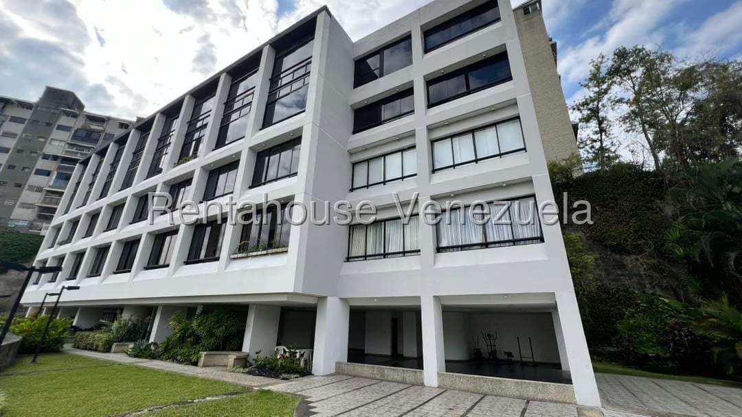 Apartamento (1 Nivel) en Alquiler en Colinas de Bello Monte, Distrito Metropolitano