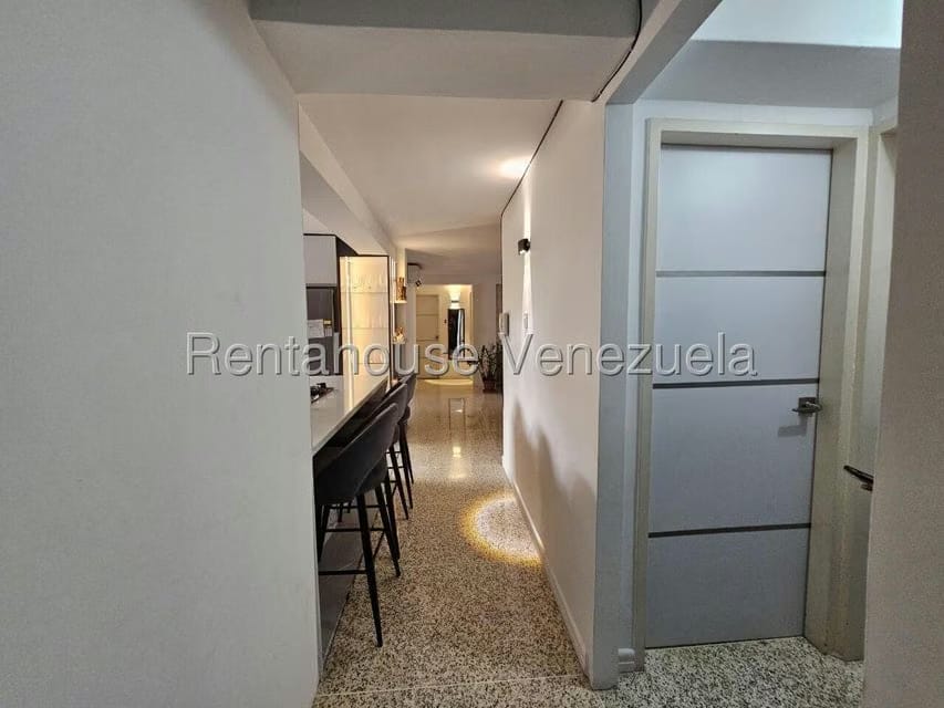 Apartamento (1 Nivel) en Venta en El Cafetal, Distrito Metropolitano - 2