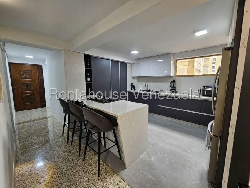 Apartamento (1 Nivel) en Venta en El Cafetal, Distrito Metropolitano - 4