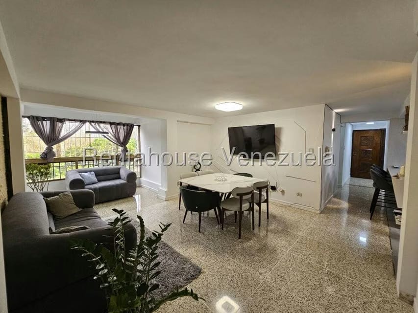 Apartamento (1 Nivel) en Venta en El Cafetal, Distrito Metropolitano - 9