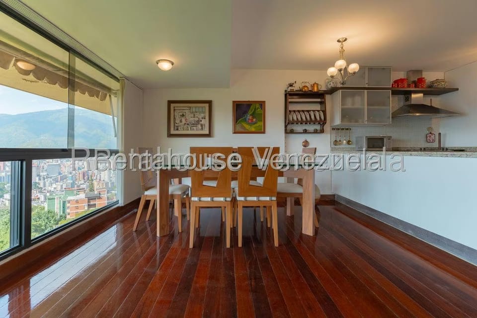 Apartamento (1 Nivel) en Alquiler en Colinas de Bello Monte, Distrito Metropolitano - 11