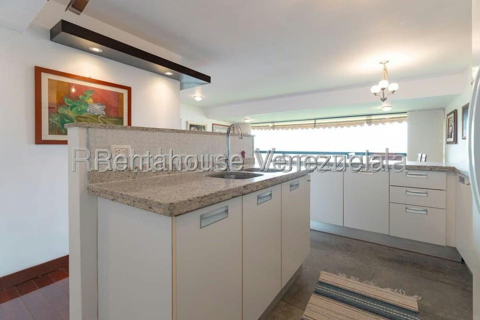 Apartamento (1 Nivel) en Alquiler en Colinas de Bello Monte, Distrito Metropolitano - 16
