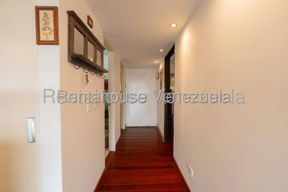Apartamento (1 Nivel) en Alquiler en Colinas de Bello Monte, Distrito Metropolitano - 18