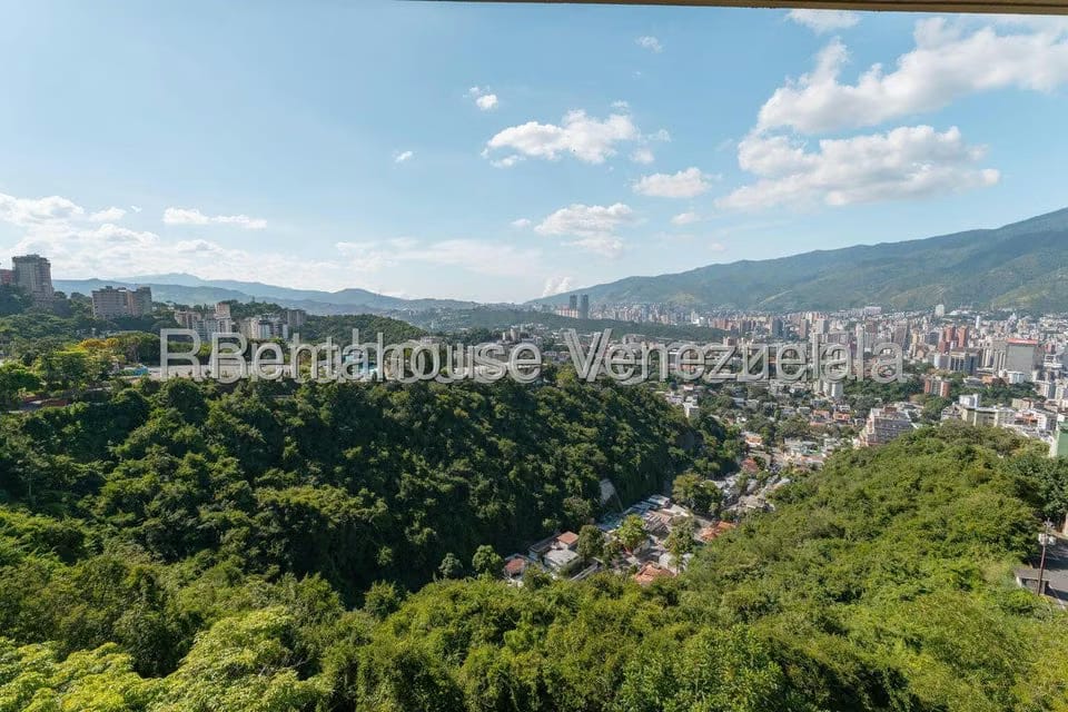 Apartamento (1 Nivel) en Alquiler en Colinas de Bello Monte, Distrito Metropolitano - 28