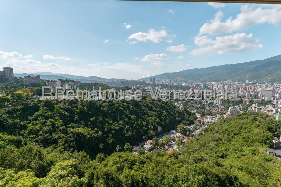 Apartamento (1 Nivel) en Alquiler en Colinas de Bello Monte, Distrito Metropolitano - 28