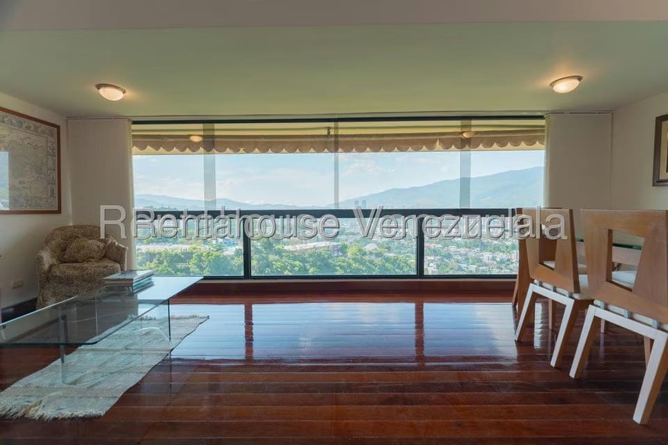 Apartamento (1 Nivel) en Alquiler en Colinas de Bello Monte, Distrito Metropolitano - 6