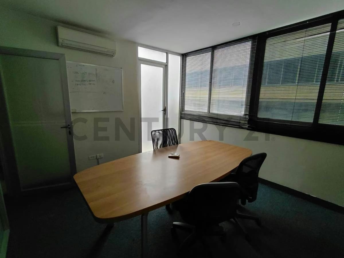 Oficina en obra gris en Alquiler en El Rosal - 2