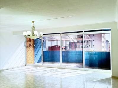 Apartamento en el Conjunto Residencial Kathyuska, Avenida bolívar Lechería - 5