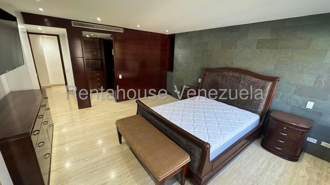 Apartamento (1 Nivel) en Venta en Los Chorros, Distrito Metropolitano - 18