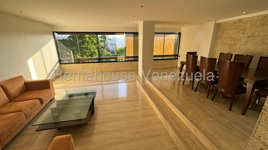 Apartamento (1 Nivel) en Venta en Los Chorros, Distrito Metropolitano - 4
