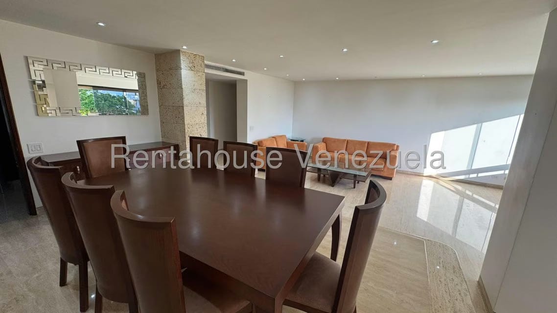 Apartamento (1 Nivel) en Venta en Los Chorros, Distrito Metropolitano - 7
