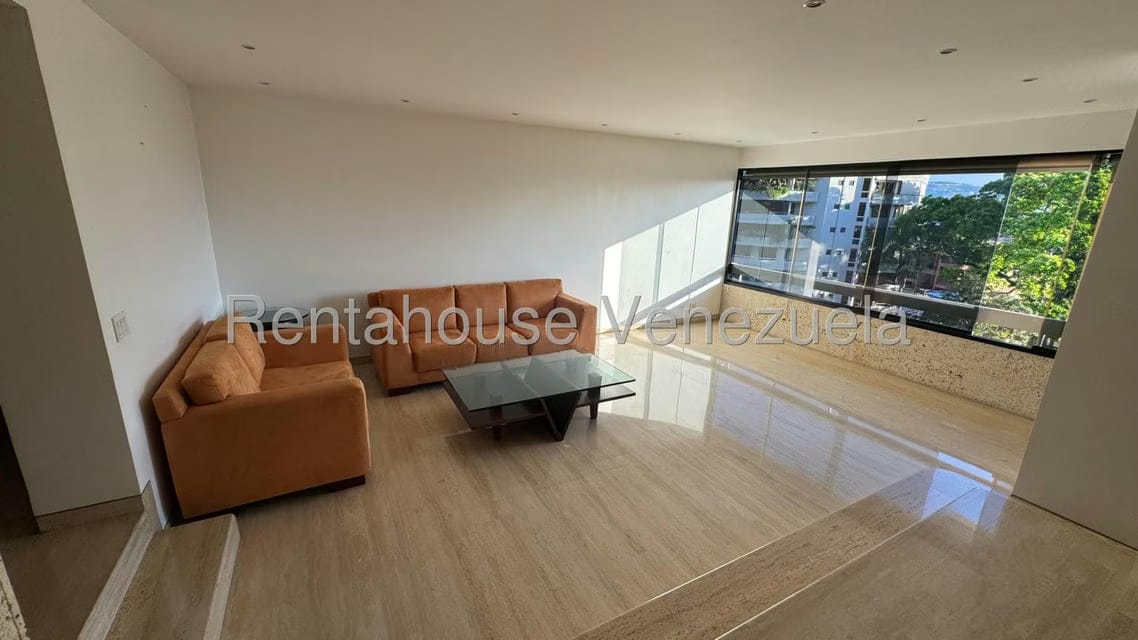 Apartamento (1 Nivel) en Venta en Los Chorros, Distrito Metropolitano - 8