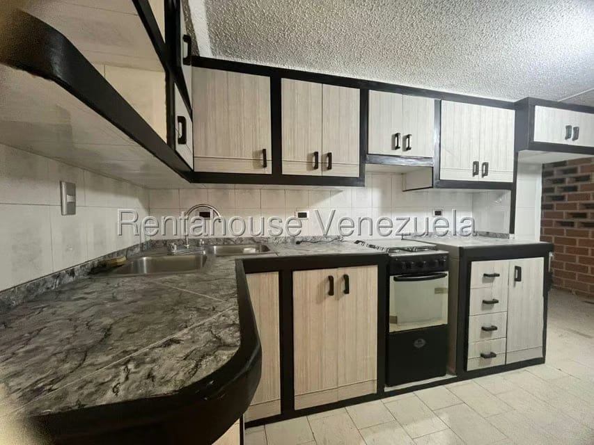 Apartamento (1 Nivel) en Alquiler en Nueva Casarapa, Miranda - 4