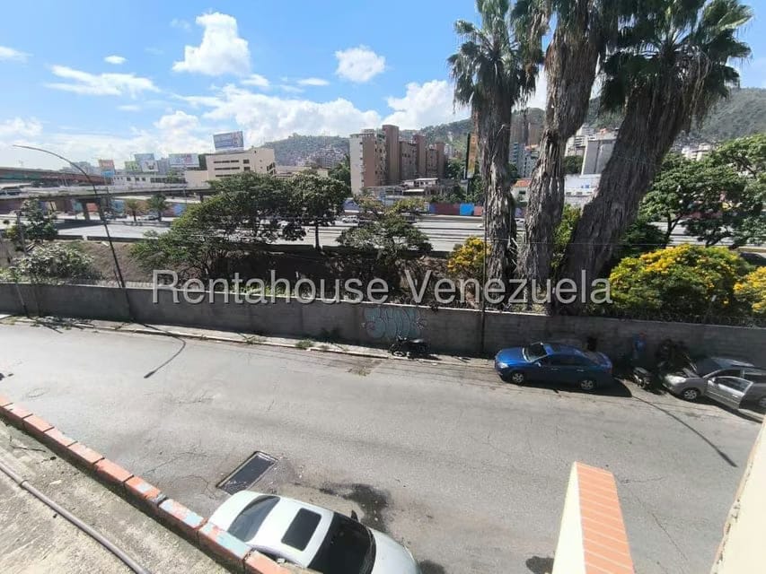 Casa (Duplex) en Venta en San Martin, Distrito Metropolitano - 11