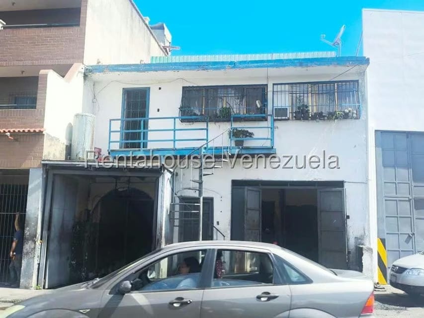 Casa (Duplex) en Venta en San Martin, Distrito Metropolitano - 3