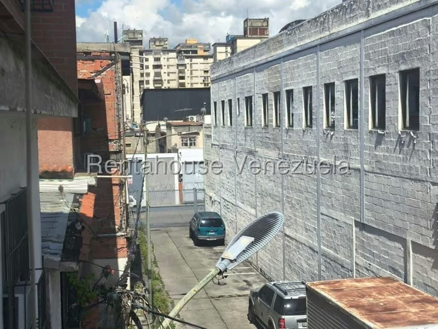 Casa (Duplex) en Venta en San Martin, Distrito Metropolitano - 30