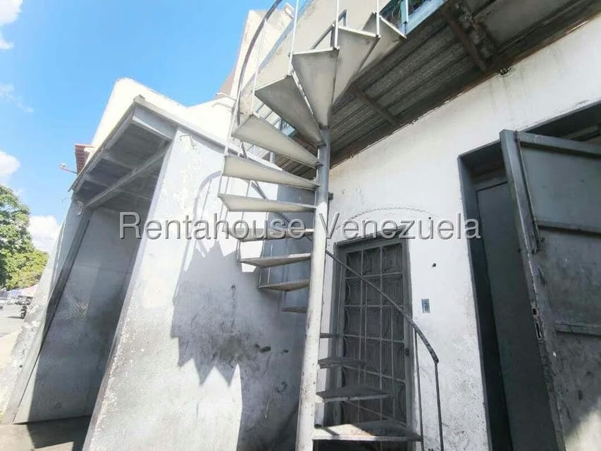 Casa (Duplex) en Venta en San Martin, Distrito Metropolitano - 4