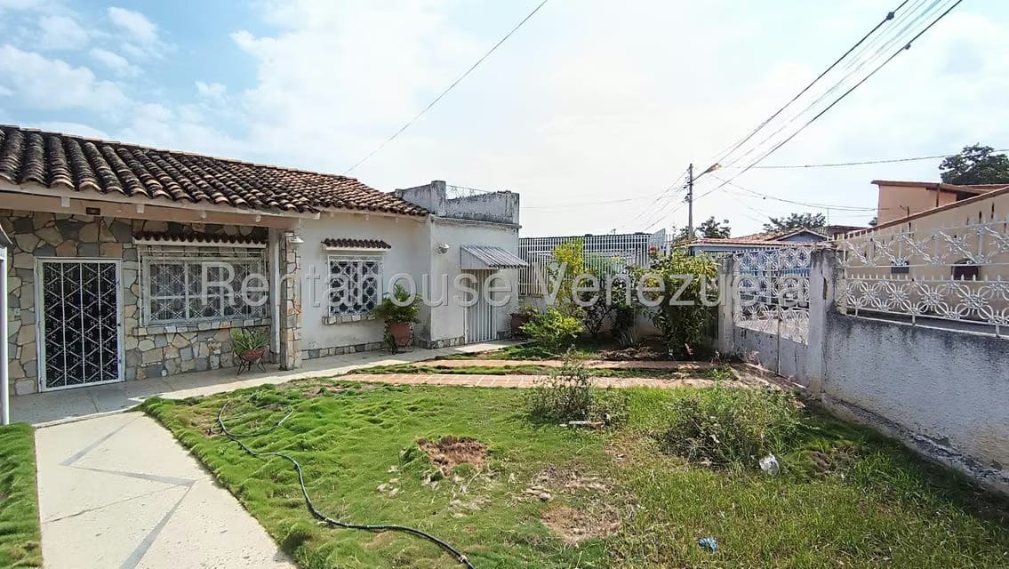 Casa (1 Nivel) en Venta en Zona Este, Lara