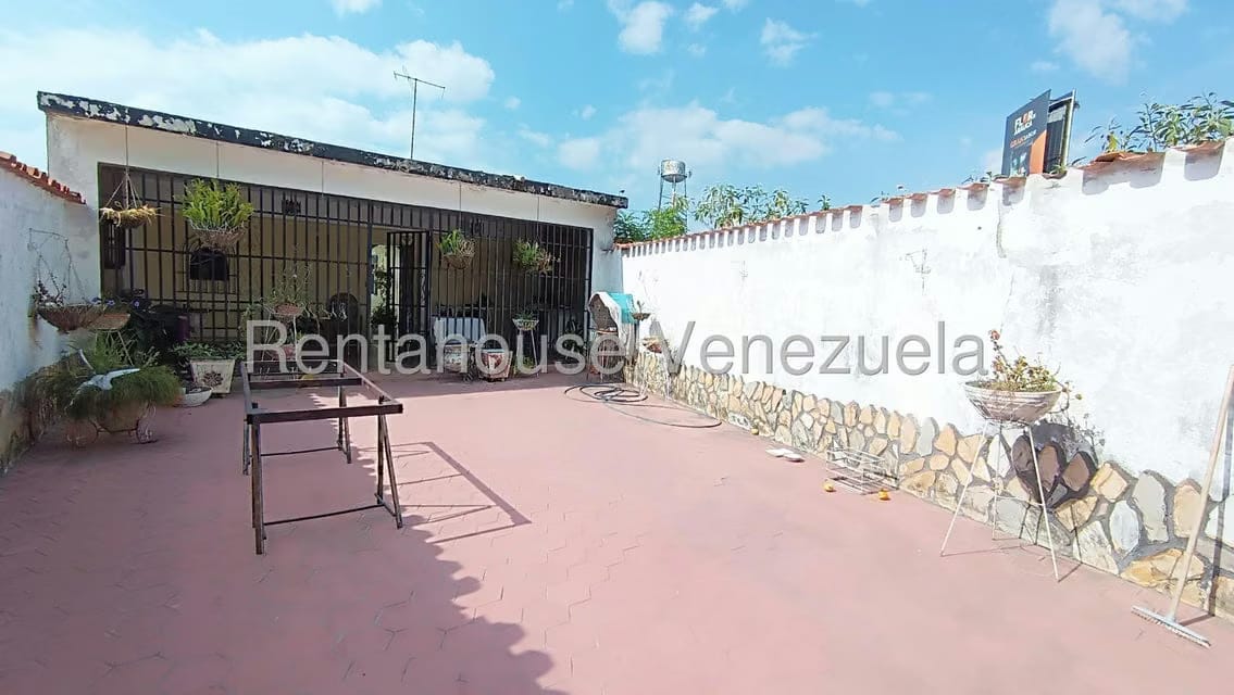 Casa (1 Nivel) en Venta en Zona Este, Lara - 13