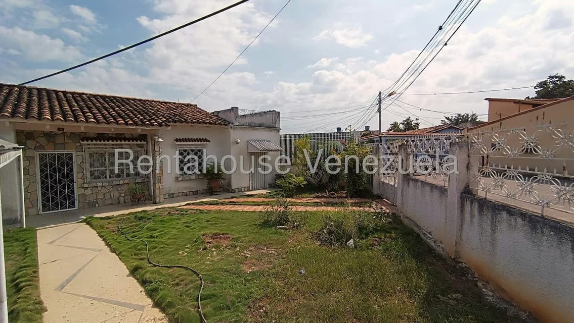 Casa (1 Nivel) en Venta en Zona Este, Lara - 15
